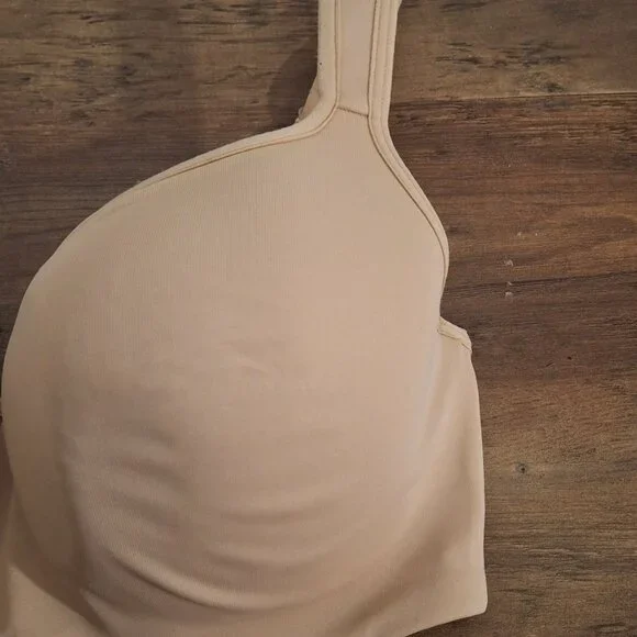 Cacique 34DD Beige T-Shirt Bra Underwire Adjustable Straps - Picture 2 of 5